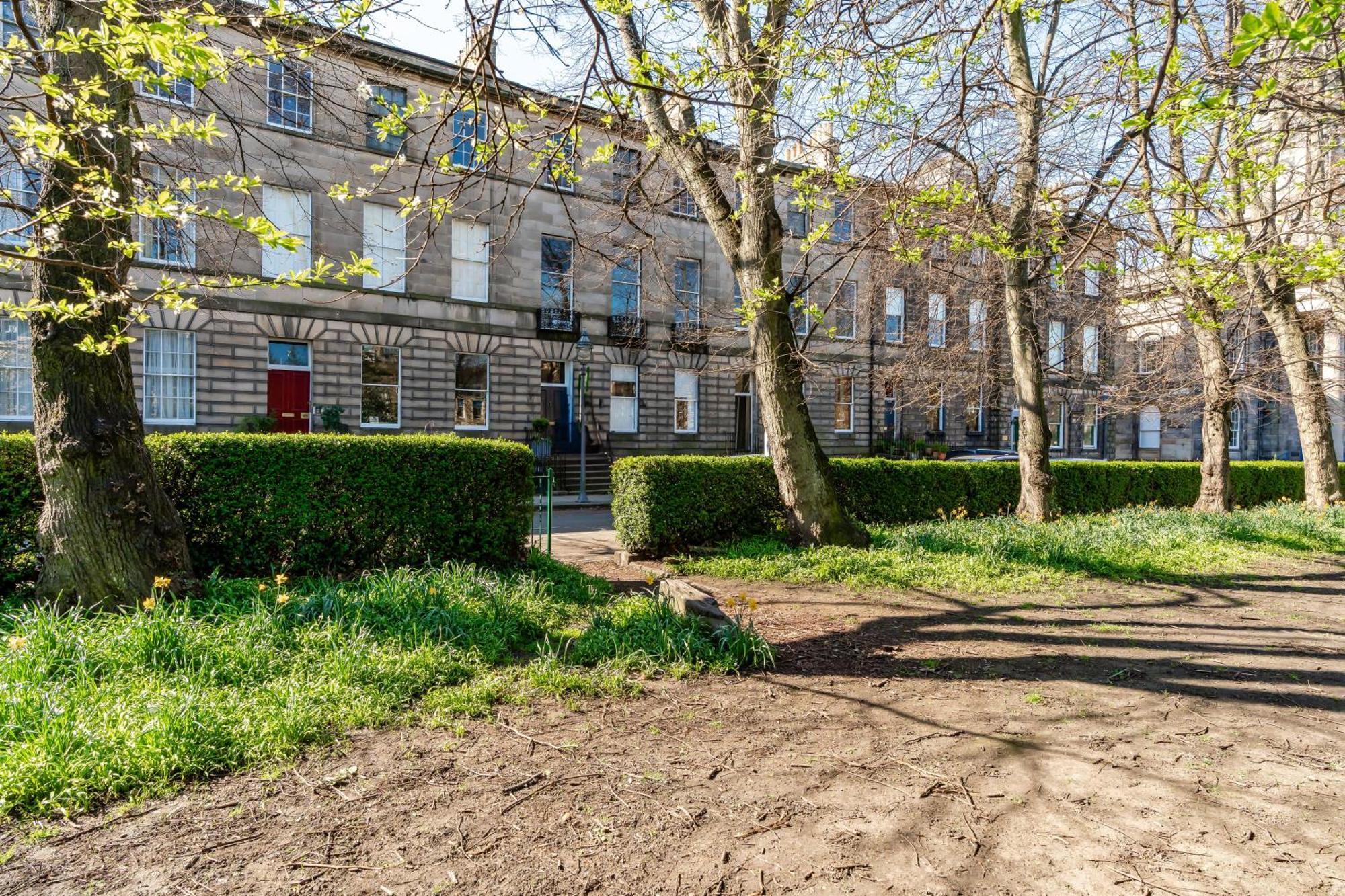 Stunning Flat, New Town, - Perfect Location
