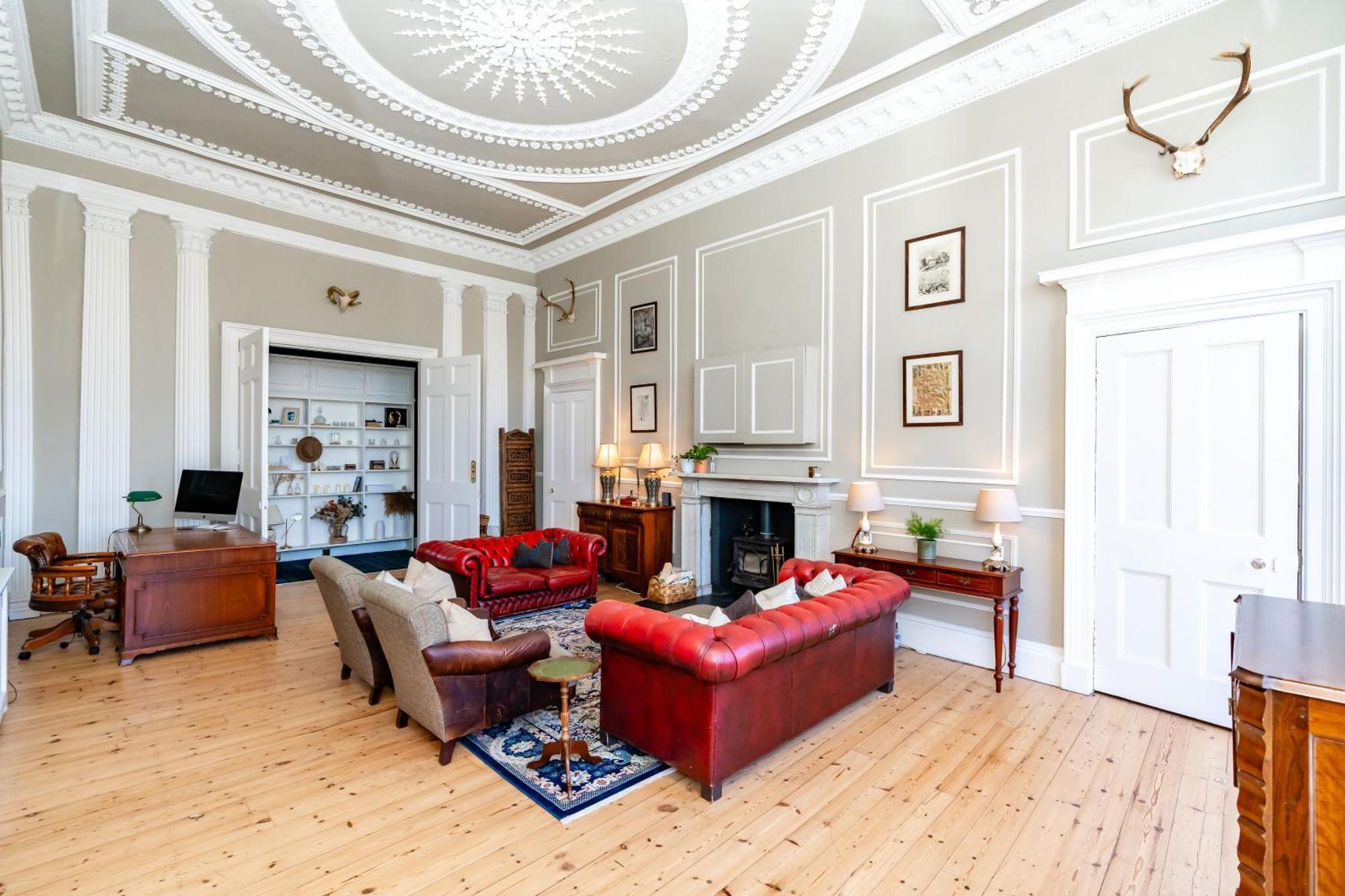 Stunning Flat, New Town, - Perfect Location * Edinburgh