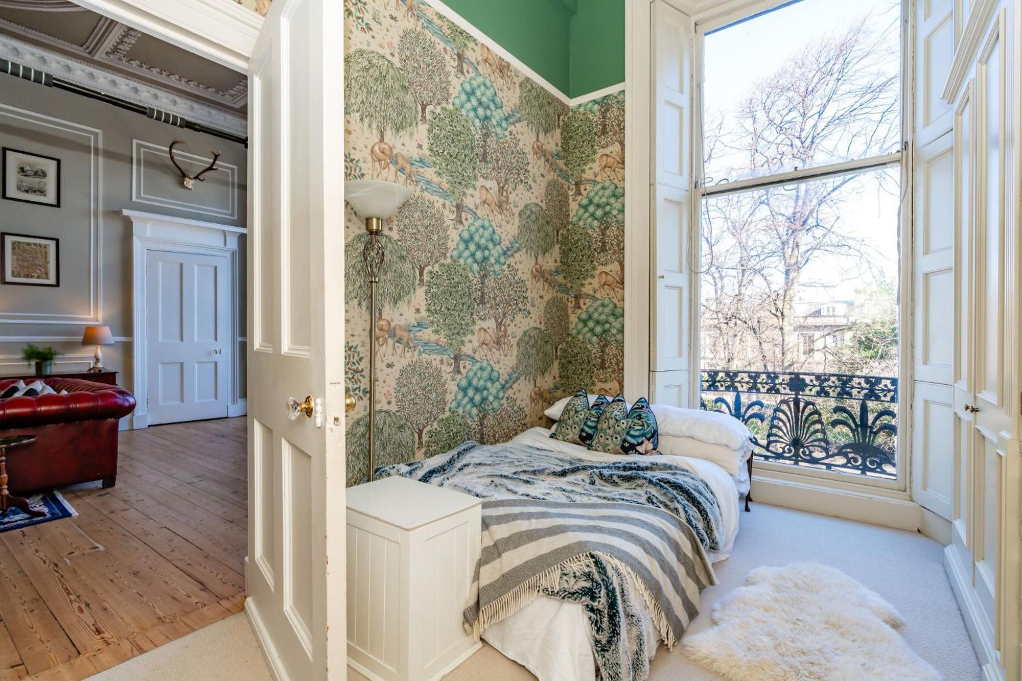 Stunning Flat, New Town, - Perfect Location Edinburgh